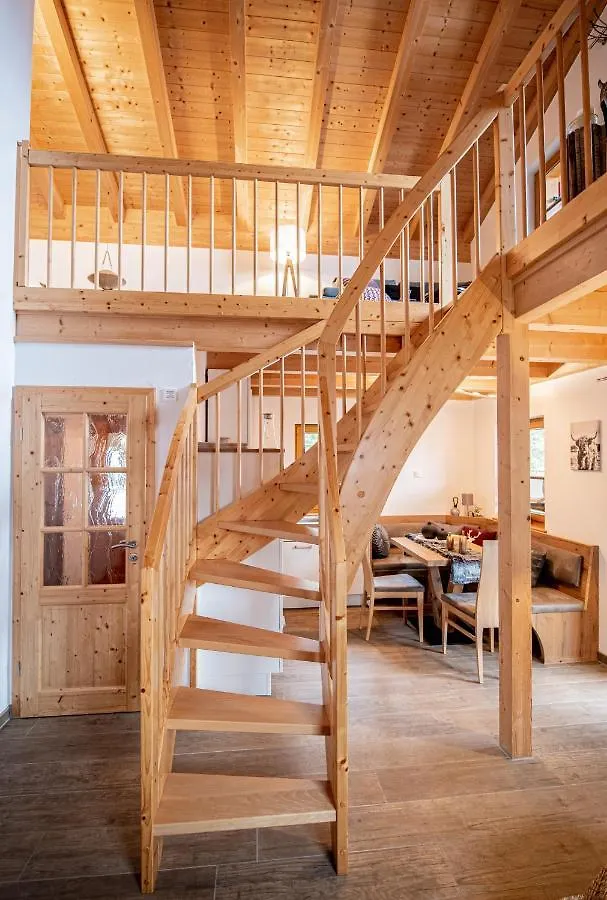 Hirsch Chalet #Sauna Lechbruck Alemanha